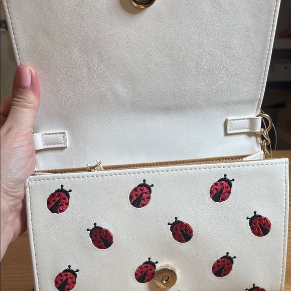 RARE Betsey Johnson Red Ladybug White Crossbody Bag NWT - Picture 9 of 15